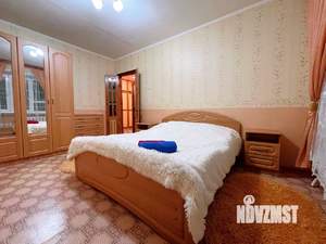 3-к квартира, посуточно, 64м2, 3/5 этаж
