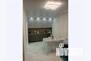 2-к квартира, посуточно, 40м2, 4/19 этаж