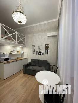 Студия квартира, посуточно, 40м2, 2/2 этаж