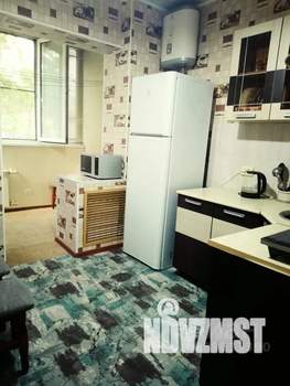 1-к квартира, посуточно, 42м2, 1/9 этаж