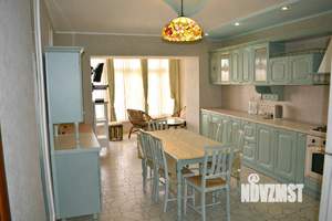 3-к квартира, на длительный срок, 160м2, 4/6 этаж