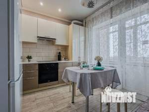 1-к квартира, посуточно, 37м2, 1/1 этаж