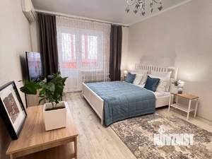 1-к квартира, посуточно, 40м2, 1/9 этаж