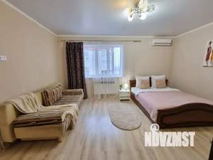 1-к квартира, посуточно, 54м2, 1/1 этаж