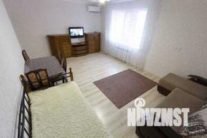 2-к квартира, посуточно, 10м2, 1/1 этаж