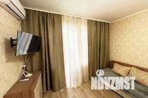 1-к квартира, посуточно, 40м2, 8/9 этаж