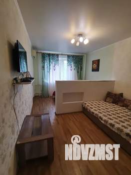 1-к квартира, посуточно, 40м2, 1/9 этаж