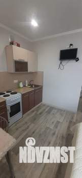 Студия квартира, посуточно, 27м2, 16/19 этаж