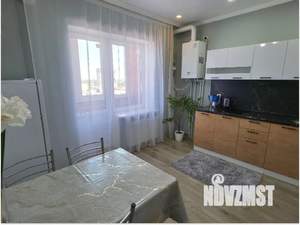 1-к квартира, посуточно, 38м2, 10/17 этаж