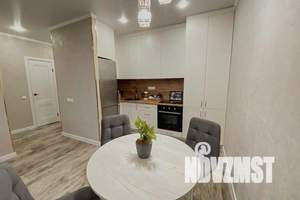 2-к квартира, посуточно, 40м2, 11/19 этаж