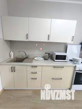 1-к квартира, посуточно, 42м2, 3/15 этаж