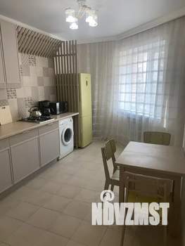 1-к квартира, посуточно, 45м2, 3/9 этаж