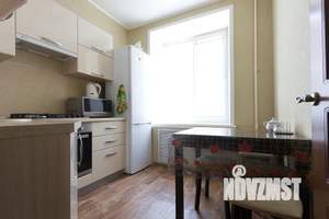 2-к квартира, посуточно, 54м2, 2/5 этаж