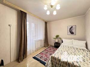 1-к квартира, посуточно, 50м2, 1/1 этаж