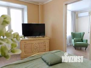 2-к квартира, посуточно, 44м2, 1/1 этаж