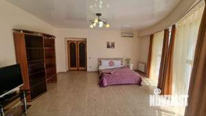 3-к квартира, посуточно, 120м2, 1/1 этаж