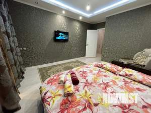 2-к квартира, посуточно, 70м2, 8/16 этаж