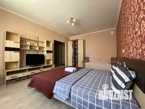 1-к квартира, посуточно, 44м2, 9/17 этаж