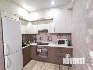 1-к квартира, посуточно, 37м2, 11/19 этаж