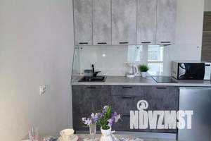 2-к квартира, посуточно, 45м2, 1/20 этаж