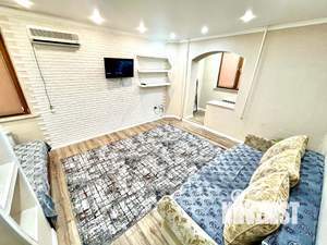 1-к квартира, посуточно, 40м2, 1/1 этаж