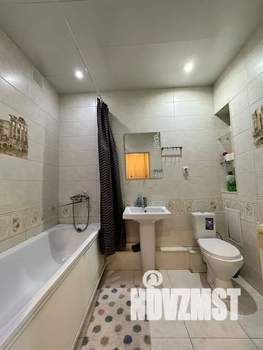 Студия квартира, посуточно, 42м2, 3/14 этаж