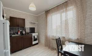 1-к квартира, посуточно, 42м2, 1/1 этаж