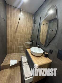 Студия квартира, посуточно, 35м2, 8/24 этаж