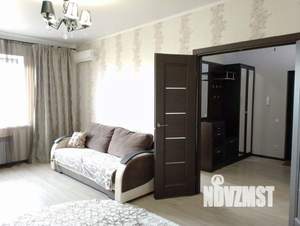 1-к квартира, посуточно, 53м2, 1/1 этаж