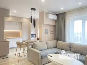 1-к квартира, посуточно, 42м2, 9/16 этаж