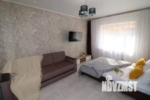 1-к квартира, посуточно, 40м2, 1/1 этаж