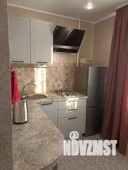 1-к квартира, посуточно, 33м2, 4/9 этаж