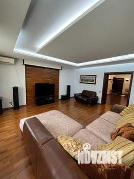 4-к квартира, на длительный срок, 180м2, 2/5 этаж