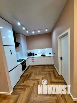 1-к квартира, посуточно, 52м2, 22/22 этаж