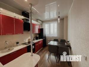 Студия квартира, посуточно, 38м2, 13/17 этаж