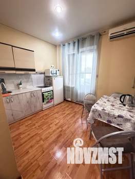 1-к квартира, посуточно, 43м2, 7/12 этаж