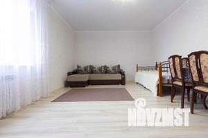 2-к квартира, посуточно, 10м2, 1/1 этаж