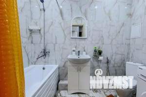 2-к квартира, посуточно, 35м2, 12/18 этаж