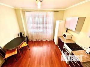 2-к квартира, посуточно, 75м2, 1/1 этаж