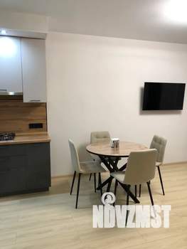1-к квартира, посуточно, 43м2, 6/10 этаж