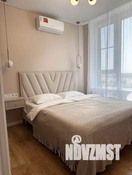 2-к квартира, посуточно, 38м2, 11/25 этаж