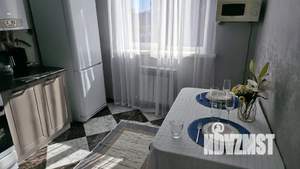 1-к квартира, посуточно, 40м2, 3/17 этаж