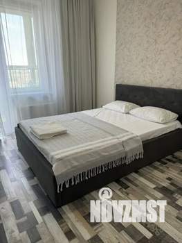 1-к квартира, посуточно, 38м2, 13/20 этаж