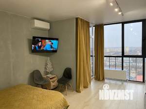 Студия квартира, посуточно, 35м2, 21/21 этаж