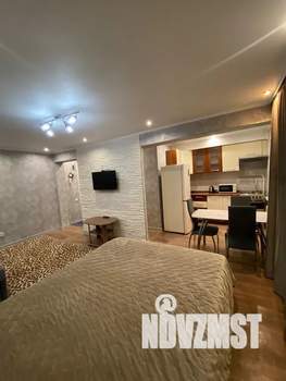 Студия квартира, посуточно, 30м2, 5/5 этаж