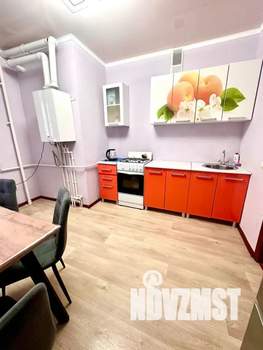 1-к квартира, посуточно, 36м2, 3/9 этаж