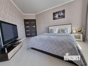 1-к квартира, посуточно, 40м2, 3/17 этаж
