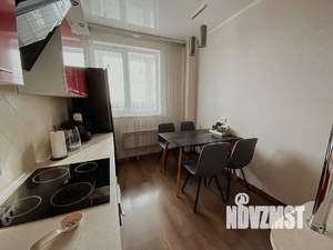 Студия квартира, посуточно, 38м2, 13/17 этаж