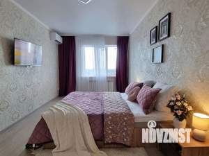 1-к квартира, посуточно, 35м2, 13/16 этаж