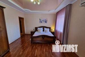 3-к квартира, посуточно, 10м2, 1/1 этаж